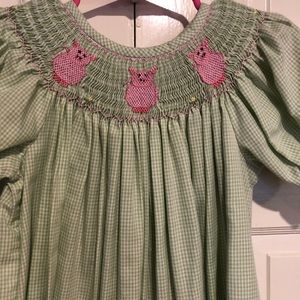 Sage gingham smocked dress with pig 🐷 design